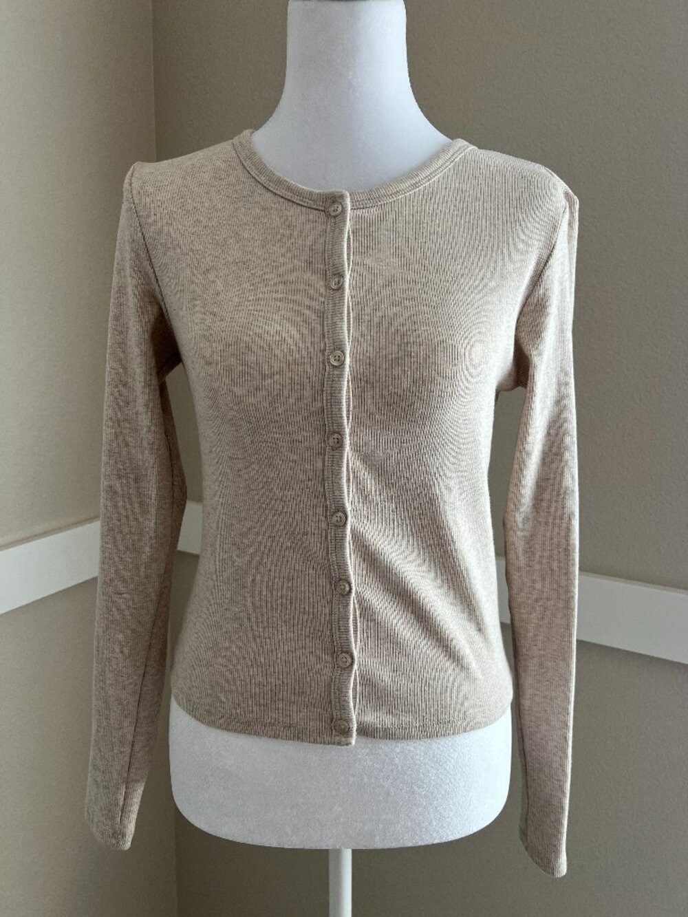 Streetwear Society Heather Beige Ribbed Button-Front Knit Cardigan - Size Small